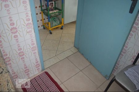 Casa à venda com 155m², 4 quartos e 2 vagasBanheiro 2