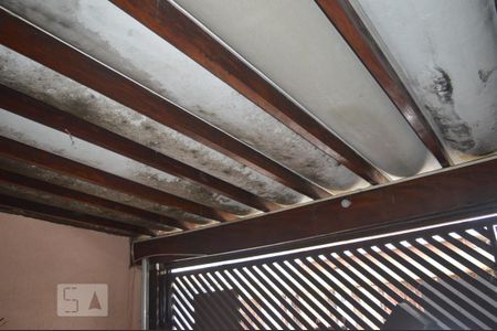 Casa à venda com 155m², 4 quartos e 2 vagasFrente da casa