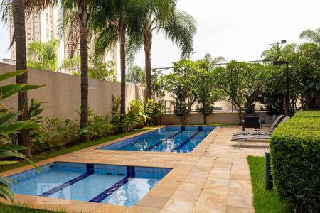 Apartamento para alugar com 46m², 2 quartos e 1 vagaPiscina