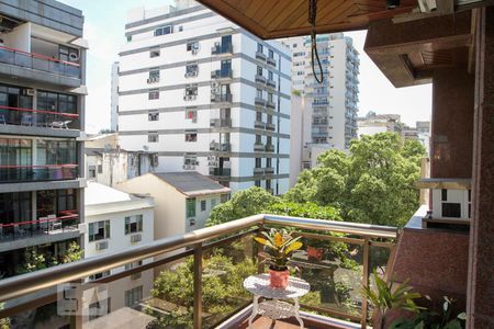 Apartamento à venda com 170m², 4 quartos e 2 vagasVista do Quarto 3