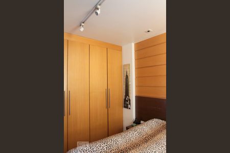 Apartamento à venda com 170m², 4 quartos e 2 vagasQuarto 2