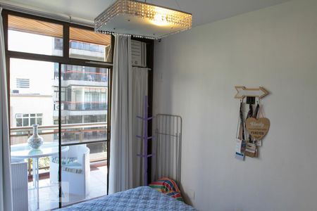 Apartamento à venda com 170m², 4 quartos e 2 vagasQuarto 3