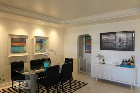 Apartamento à venda com 170m², 4 quartos e 2 vagasSala