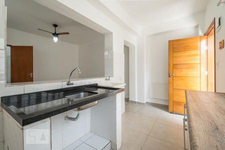 Cozinha de apartamento para alugar com 1 quarto, 37m² em Santo Amaro, São Paulo