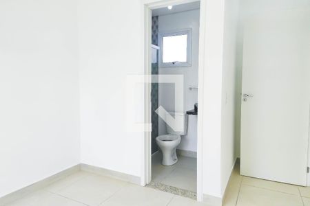 Suite de apartamento à venda com 2 quartos, 100m² em Jardim do Estádio, Santo André