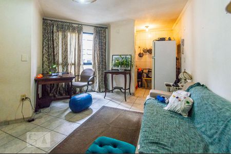 Apartamento à venda com 32m², 1 quarto e 1 vaga Apartamento à venda com 32m², 1 quarto e 1 vagaSala