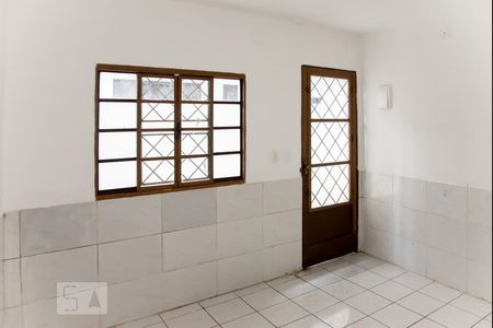Sala de casa para alugar com 1 quarto, 50m² em Parque Guarani, São Paulo