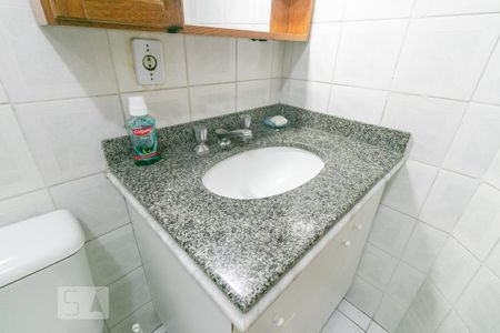 Apartamento à venda com 72m², 3 quartos e sem vagaBanheiro