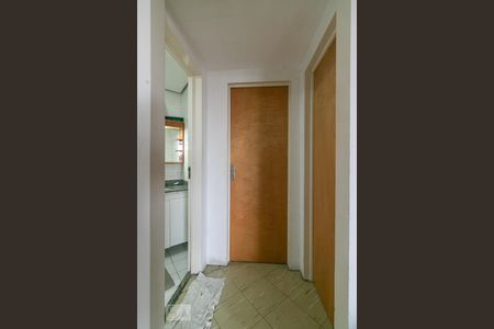 Apartamento à venda com 72m², 3 quartos e sem vagaCorredor