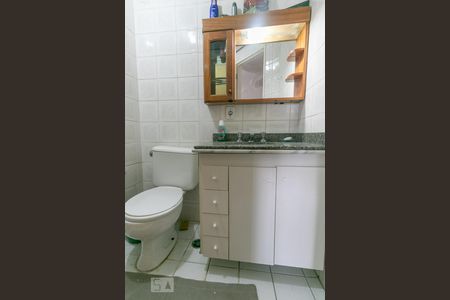 Apartamento à venda com 72m², 3 quartos e sem vagaBanheiro