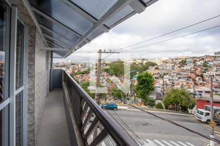 Varanda de casa para alugar com 2 quartos, 85m² em Taboão, Diadema