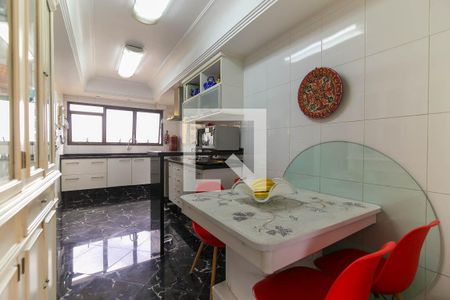 Apartamento à venda com 167m², 3 quartos e 5 vagasCozinha