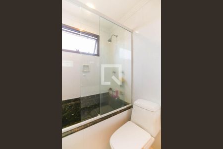 Apartamento à venda com 167m², 3 quartos e 5 vagasBanheiro da Suíte