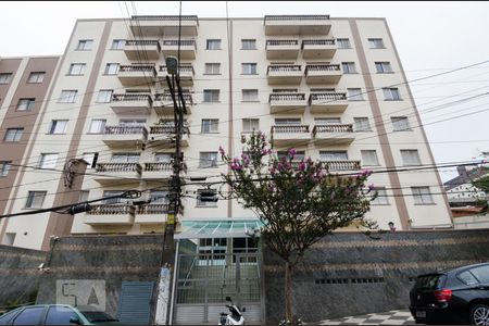 Apartamento à venda com 48m², 1 quarto e 1 vaga Apartamento à venda com 48m², 1 quarto e 1 vagaFachada