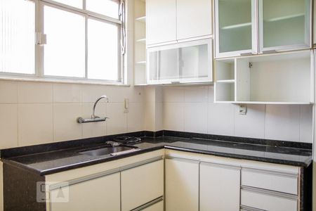 Apartamento à venda com 80m², 2 quartos e sem vagaCozinha