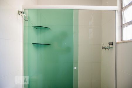 Apartamento à venda com 80m², 2 quartos e sem vagaBanheiro da Suíte