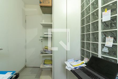 Apartamento à venda com 75m², 3 quartos e 1 vagaEscritório