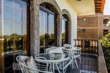 Apartamento à venda com 210m², 4 quartos e 4 vagasVaranda da Sala