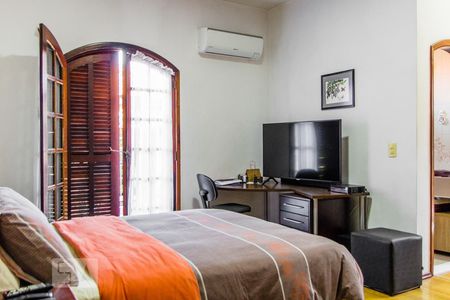 Apartamento à venda com 210m², 4 quartos e 4 vagasQuarto 3 - Suíte Master