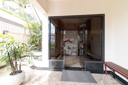 Apartamento à venda com 95m², 3 quartos e 1 vagaEntrada do prédio