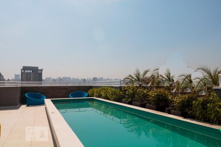 Studio para alugar com 24m², 1 quarto e 1 vaga Studio para alugar com 24m², 1 quarto e 1 vagaPiscina
