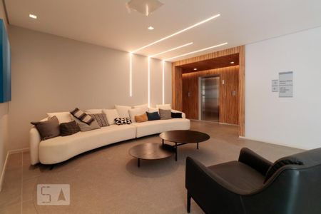 Studio para alugar com 24m², 1 quarto e 1 vaga Studio para alugar com 24m², 1 quarto e 1 vagaHall social