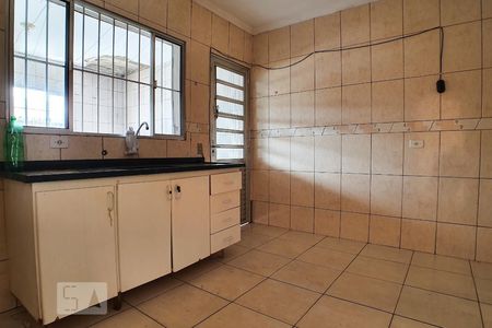 Casa para alugar com 60m², 2 quartos e 1 vagaCozinha