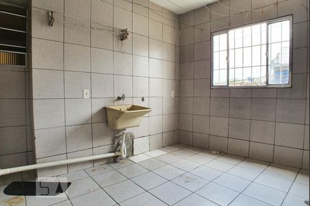 Casa para alugar com 60m², 2 quartos e 1 vagaÁrea de Serviço