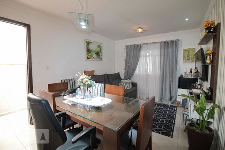 Sala de casa à venda com 2 quartos, 95m² em Parque Edu Chaves, São Paulo