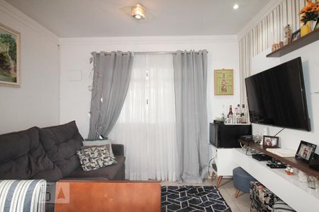 Sala de casa à venda com 2 quartos, 95m² em Parque Edu Chaves, São Paulo