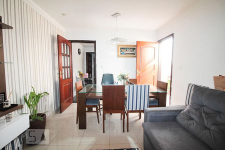 Sala de casa à venda com 2 quartos, 95m² em Parque Edu Chaves, São Paulo