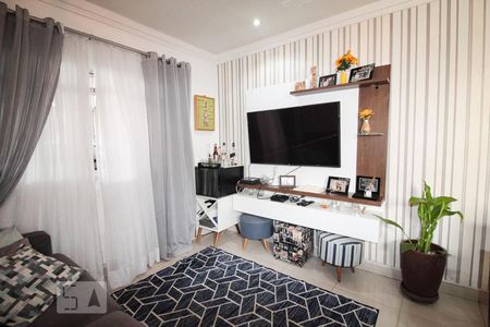 Sala de casa à venda com 2 quartos, 95m² em Parque Edu Chaves, São Paulo