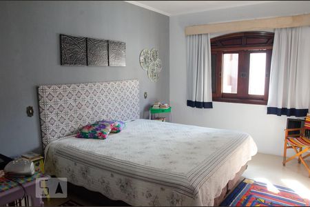 Casa à venda com 432m², 4 quartos e 6 vagassuíte 1