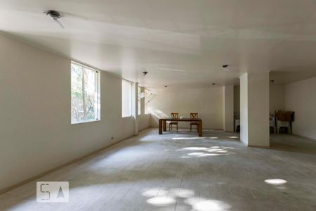 Apartamento à venda com 41m², 1 quarto e 1 vagaÁrea comum