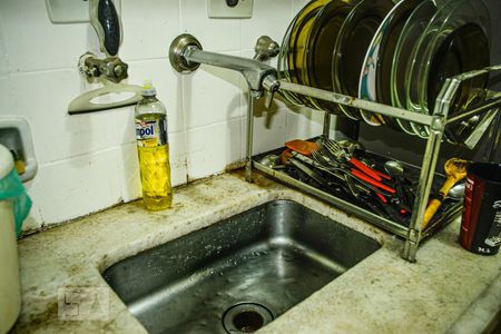 Apartamento à venda com 41m², 1 quarto e 1 vagaCozinha - Pia