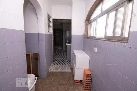 Apartamento à venda com 70m², 2 quartos e 1 vagaÁrea de Serviço