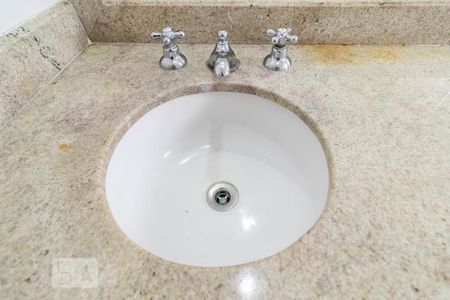 Apartamento à venda com 49m², 2 quartos e 1 vagaBanheiro