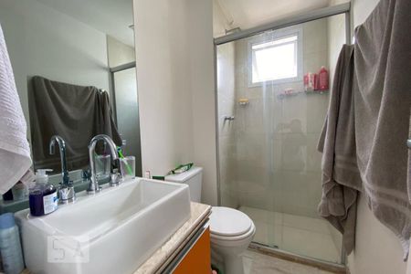 Apartamento à venda com 87m², 2 quartos e 2 vagas Apartamento à venda com 87m², 2 quartos e 2 vagasBanheiro da Suíte 1