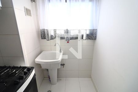 Cozinha e Área de Serviço de apartamento para alugar com 2 quartos, 38m² em Presidente Altino, Osasco