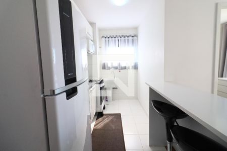 Cozinha e Área de Serviço de apartamento para alugar com 2 quartos, 38m² em Presidente Altino, Osasco