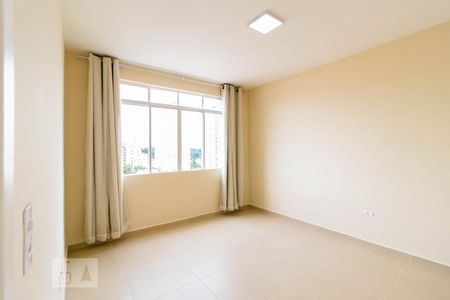 Sala/Quarto de kitnet/studio para alugar com 1 quarto, 33m² em Aclimação, São Paulo