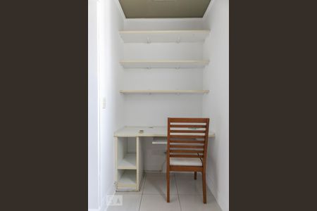 Apartamento para alugar com 105m², 2 quartos e 1 vagaQuarto