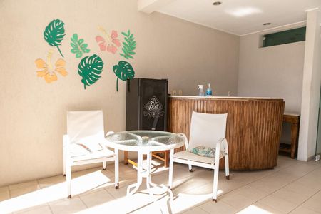 Apartamento para alugar com 105m², 2 quartos e 1 vagaPiscina