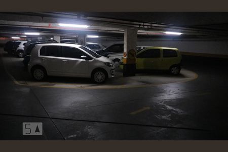 Apartamento à venda com 77m², 2 quartos e 1 vagaGaragem