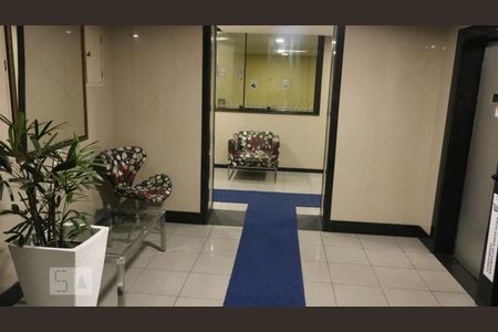 Apartamento à venda com 77m², 2 quartos e 1 vagaFachada e portaria