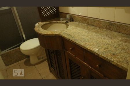 Apartamento à venda com 77m², 2 quartos e 1 vagaBanheiro Social