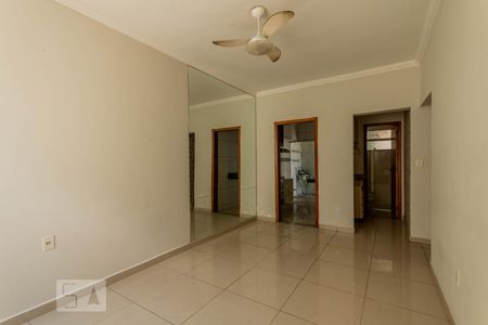 Sala de casa de condomínio à venda com 2 quartos, 65m² em Céu Azul, Belo Horizonte