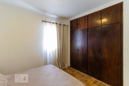 Quarto de apartamento à venda com 1 quarto, 60m² em Bosque, Campinas