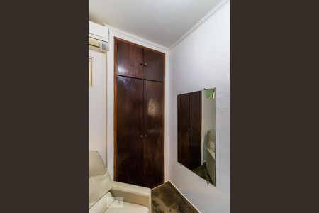 Apartamento à venda com 60m², 1 quarto e 1 vaga Apartamento à venda com 60m², 1 quarto e 1 vagaQuarto - Armários