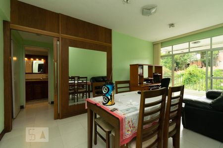 SALA de apartamento à venda com 2 quartos, 54m² em Centro, Niterói